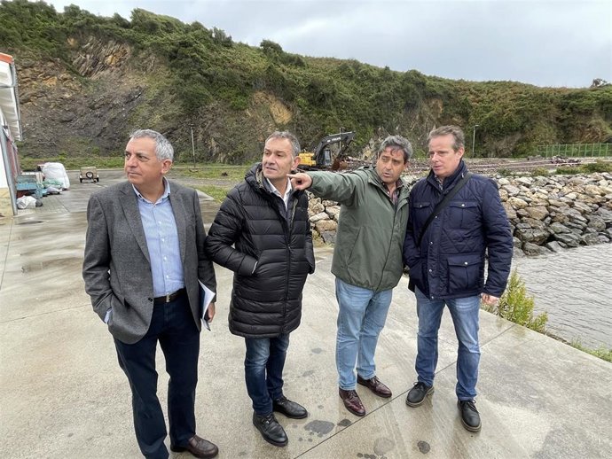 Marcelino Marcos Líndez, a la derecha