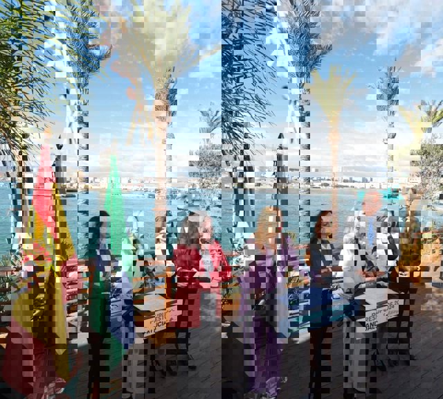 Carolina España, Rocío Blanco y Arturo Bernal han valorado los presupuestos de la Junta para Málaga junto a la delegadad del Gobierno andaluz en la provincia, Patricia Navarro.