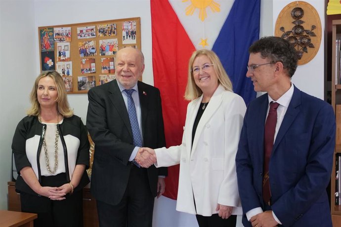 Filipinas es un socio privilegiado para la Universidad de Málaga. De hecho, actualmente existen varios programas Erasmus de intercambio de estudiantes y profesores y un programa Erasmus Capacity Building lideradopor la UMA