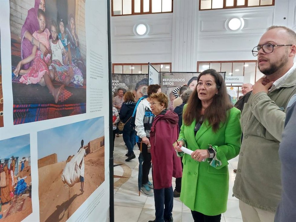 Apertura exposición Los rostros del hambre en Barbate.