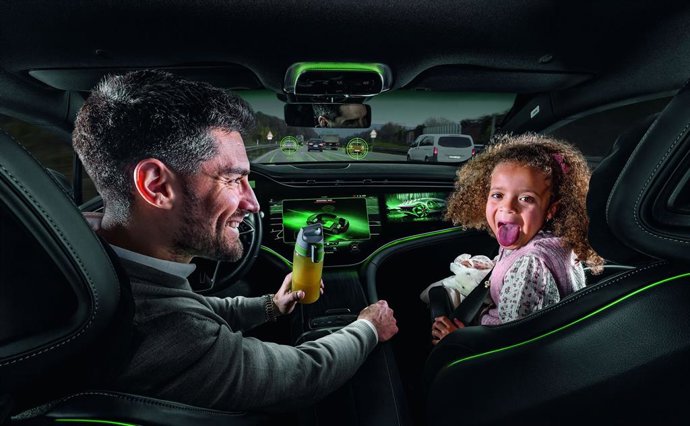 Informe de Seguridad Vial DEKRA - La tecnología y el ser humano.