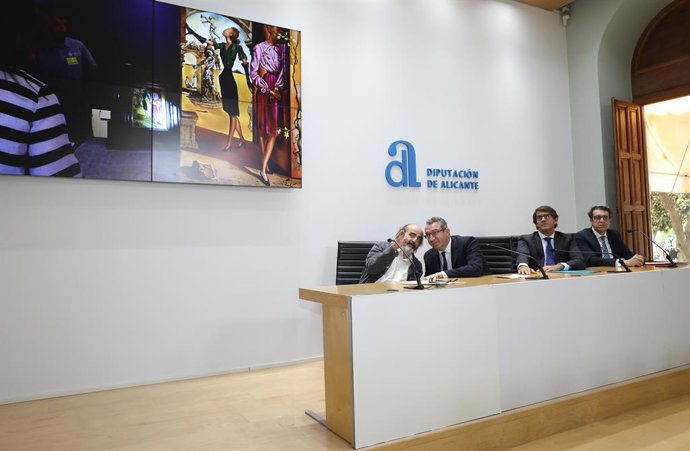 El Mubag exhibirá el "virtuosismo" de Dalí con un montaje monográfico con más de 230 obras originales