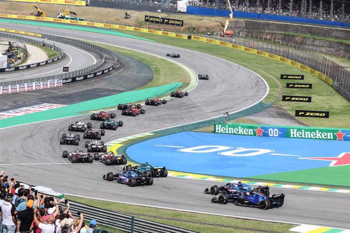 Archivo - Arranque de la carrera del GP de Sao Paulo 2022 de Fórmula 1.
