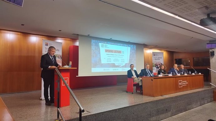 L'alcalde Jaume Collboni durant la inauguració de l'any acadmic de l'Ibei