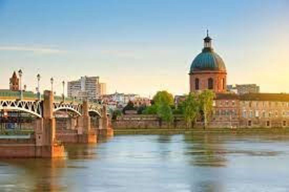 Archivo - Vista de la ciudad de Toulouse.