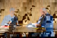 PSOE y ERC fijan como elemento esencial del conflicto político "el debate sobre el reconocimiento nacional de Cataluña"