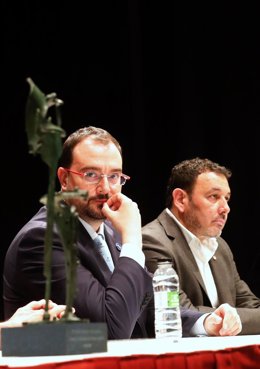 Barbón (PSOE) reclama "igualdad de trato" ante la condonación de parte de la deuda autonómica a Cataluña