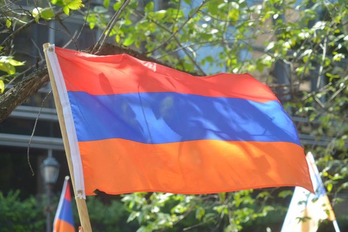 Archivo - Una bandera armenia (Archivo)