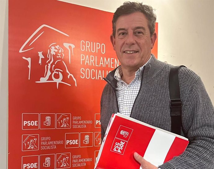 El diputado del PSOE por Lugo y candidato del PSdeG a la Xunta, José Ramón Gómez Besteiro.