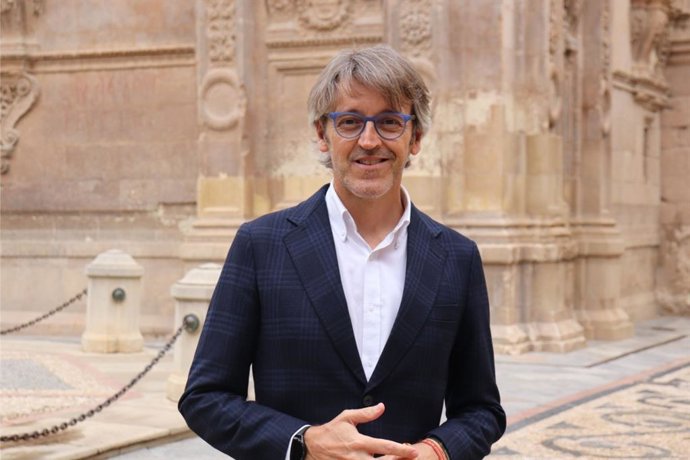 Archivo - El consejero de Economía, Hacienda y Empresa, Luis Alberto Marín