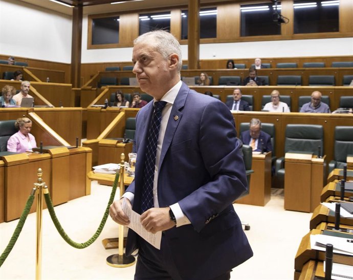 El lehendakari, Iñigo Urkullu, en el pleno de control al Gobierno