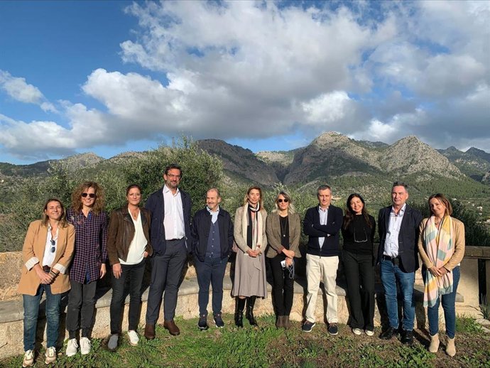 Sanitarios participantes en la  Jornada de Preservación de la Fertilidad en la Mujer.