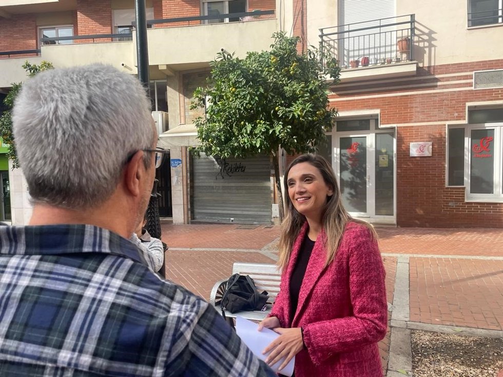 La parlamentaria andaluza por el PSOE de Huelva y portavoz adjunta del Grupo Socialista en la Cámara autonómica, María Márquez, este viernes en rueda de prensa.