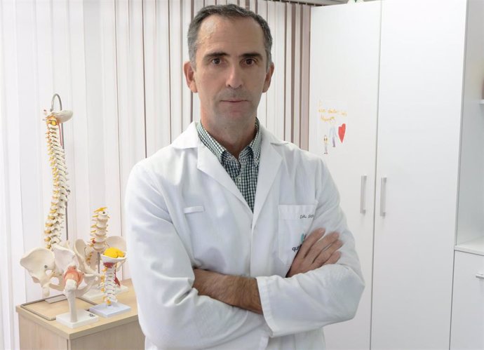 El doctor Alejandro Sola.