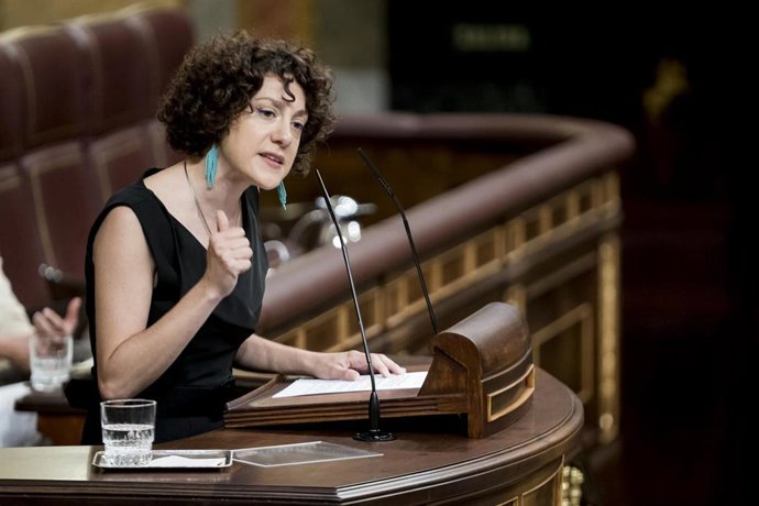Archivo - La diputada de Sumar y dirigente de En Comú Podem, Aina Vidal, interviene durante la primera sesión del debate de investidura del líder del PP, en el Congreso de los Diputados, a 26 de septiembre de 2023, en Madrid (España).