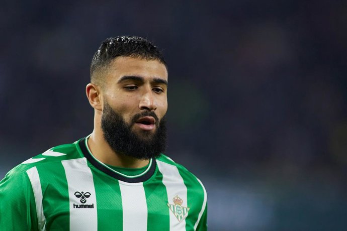 Archivo - Nabil Fekir of Real Betis looks on during the spanish league, La Liga Santander, football match played between Real Betis and RC Celta de Vigo at Benito Villamarin stadium on February 4, 2023, in Sevilla, Spain.
