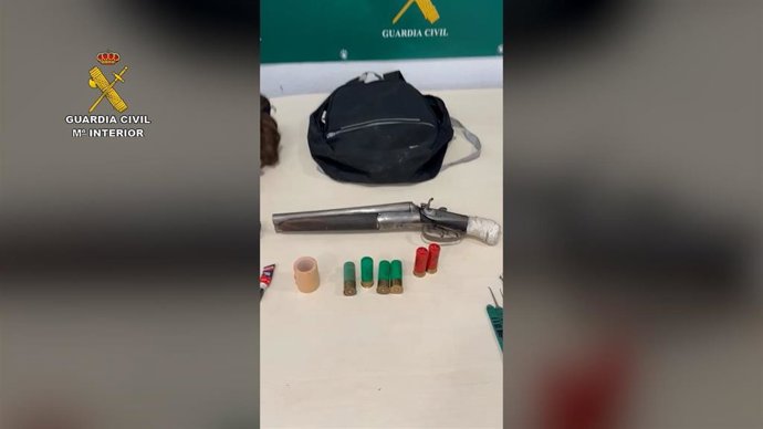 Escopeta recortada intervenida.