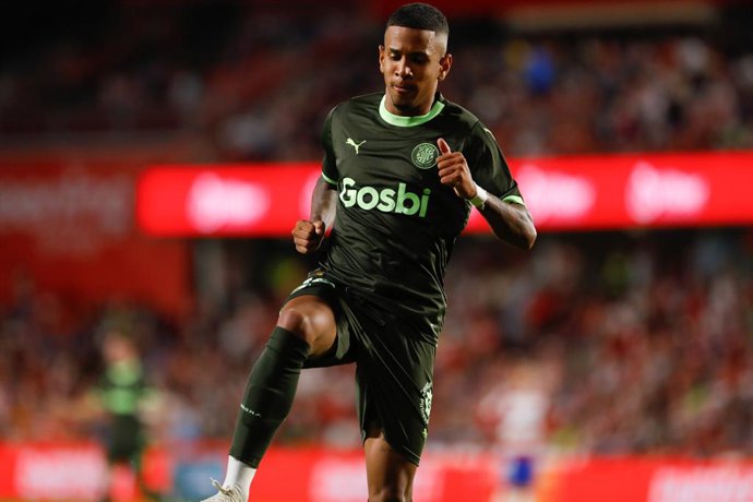 Archivo - Savio of Girona FC scores a goal during the Spanish league, La Liga EA Sports, football match played between Granada CF and Girona FC at Nuevo Los Carmenes stadium on September 18, 2023, in Granada, Spain.