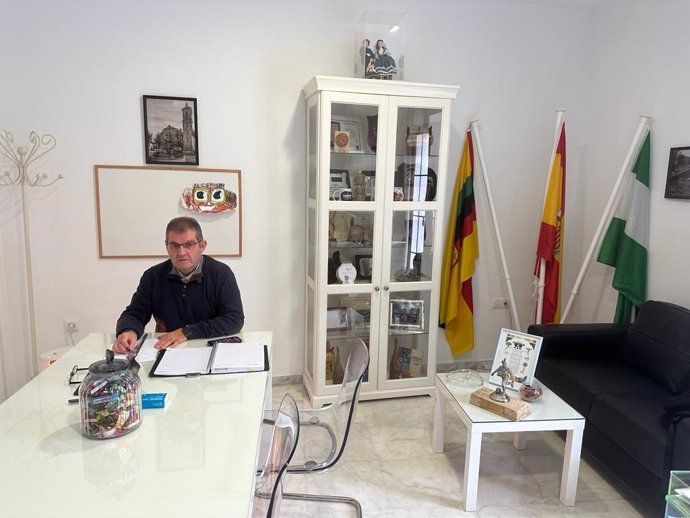El alcalde de Jabugo (Huelva), Gilberto Domínguez.