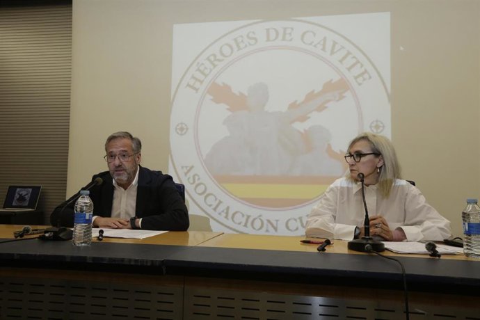 El presidente de las Cortes, Carlos Pollán, durante su discurso inaugural de la 'I Jornada Hispanidad León 2023'