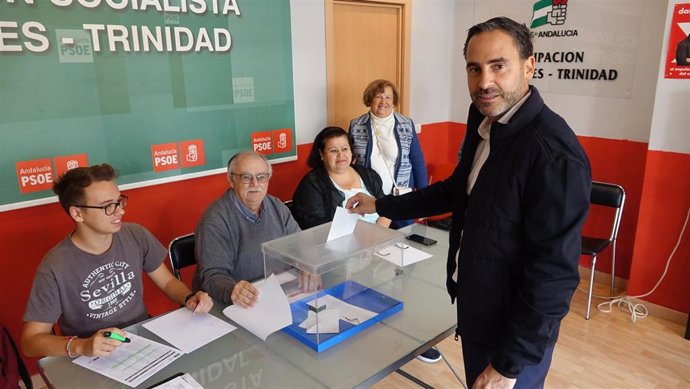 El secretario general del PSOE de Málaga, Daniel Pérez.