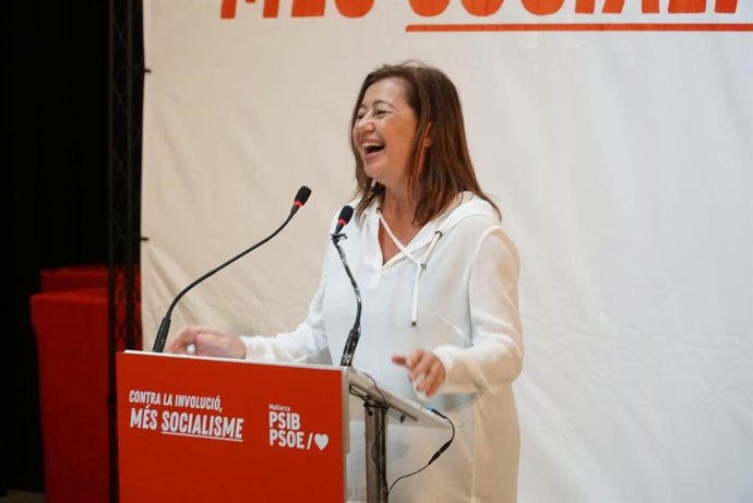 La secretaria general del PSIB-PSOE y presidenta del Congreso, Francina Armengol, en la apertura de la Asamblea de Regidores Socialistas de Mallorca