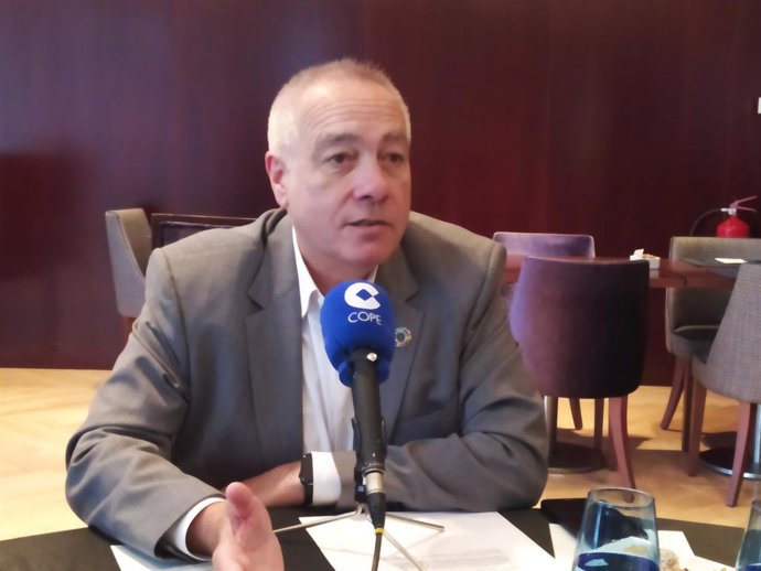 Navarro durant l'entrevista