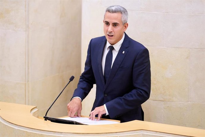 Archivo - El líder de los socialistas cántabros, Pablo Zuloaga