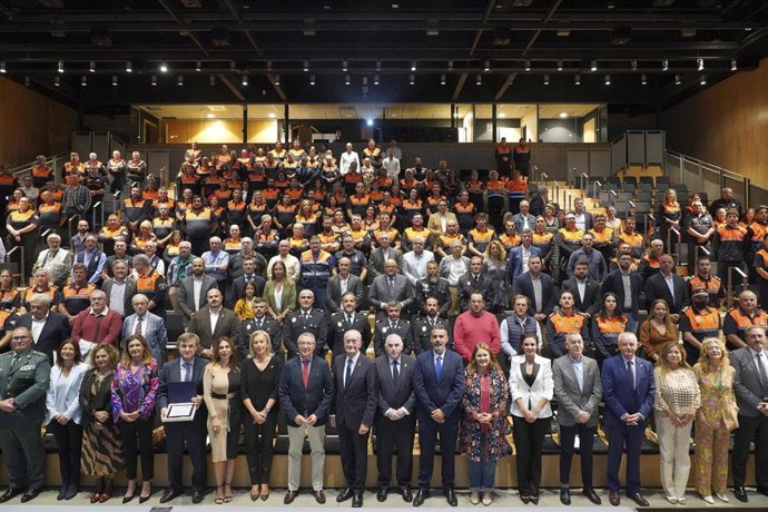 La Diputación de Málaga econoce a agrupaciones de Protección Civil, instituciones y personas por su labor de prevención y atención en emergencias