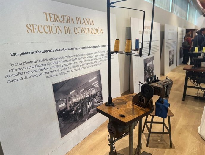 Obrerol Monza inaugura su exposición De patrones y puntadas. 65 años de historia vistiendo el trabajo