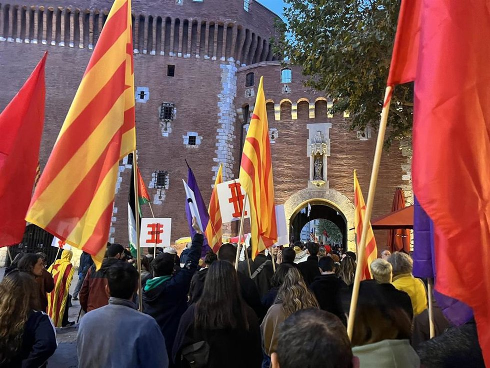 ERC, Junts y CUP se manifiestan en Perpignan (Francia) por la Diada de la Catalunya Nord