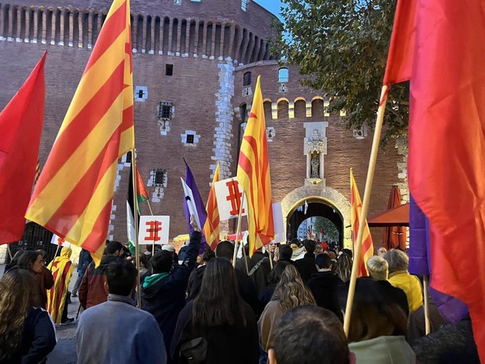 ERC, Junts i CUP es manifesten en Perpiny (Frana) per la Diada de la Catalunya Nord