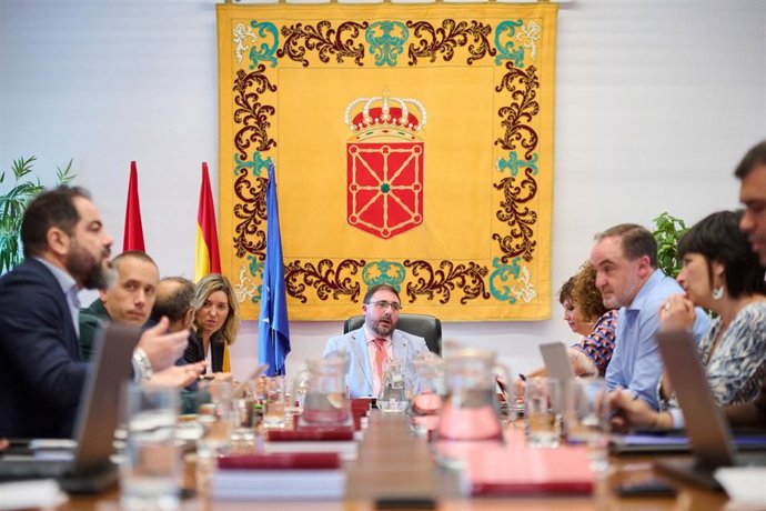 Archivo - Una sesión de la Mesa y Junta de Portavoces del Parlamento de Navarra.