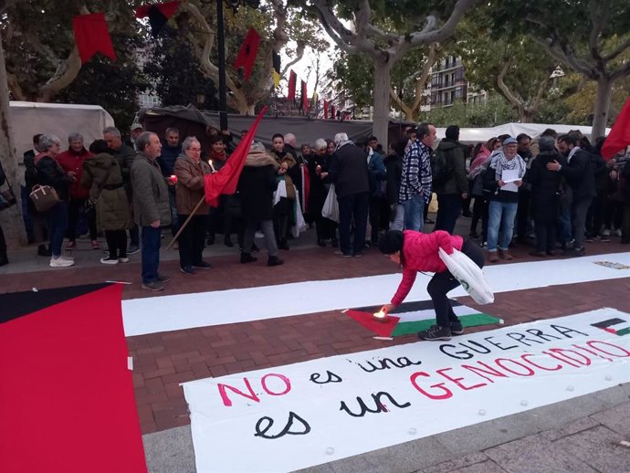 Una nueva concentración pide "el fin del genocidio" por parte de Israel sobre Palestina: "No son números, sino vidas"