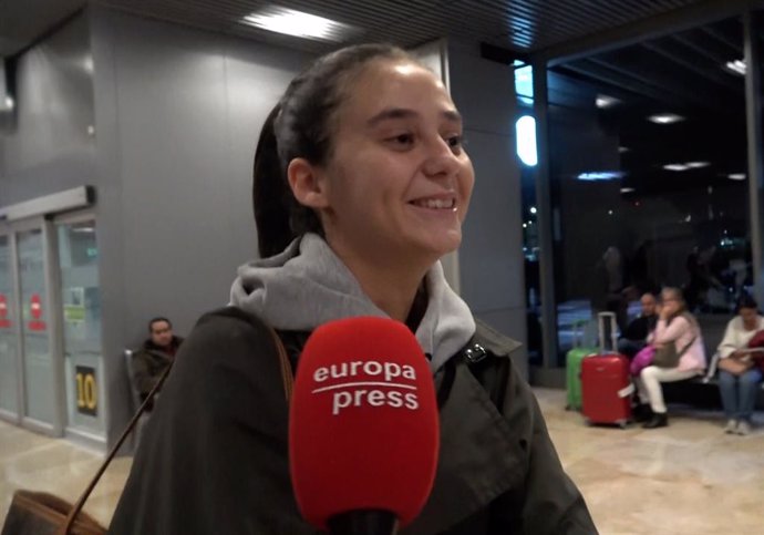 Victoria Federica ha regresado a Madrid de lo más sonriente