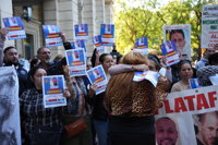 La familia del joven desaparecido en Sevilla protesta en los juzgados: "Dijo que no iba a tardar"