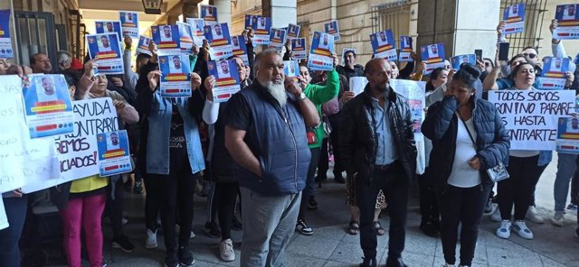 Manifestación de familiares y amigos del joven desaparecido