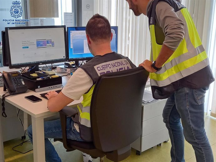 Detenidas dos personas en Madrid por estafar casi 4.500 euros a una empresa riojana por el método del "Mailspoofing"