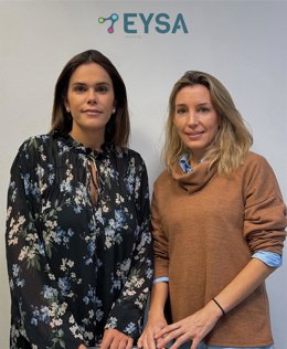 Adela de Olano, directora de sostenibilidad y ESG, y Ana Gutiérrez Monge, directora de Relaciones Institucionales y de Comunicación, de Eysa