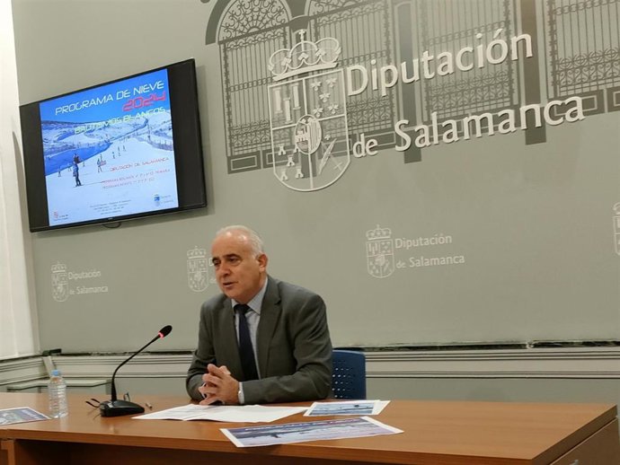 El diputado provincial de Deportes en Salamanca, Jesús María Ortiz, en la presentación de los 'Bautismos Blancos'
