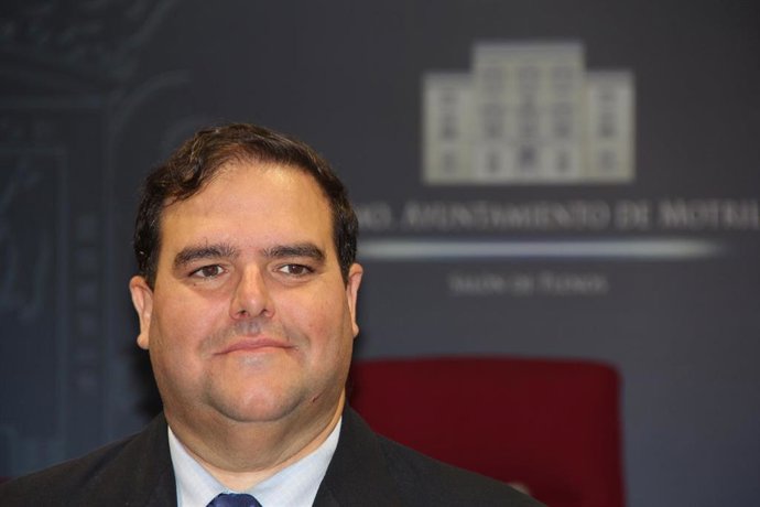 El presidente de la Mancomunidad de la Costa Tropical, Rafael Caballero