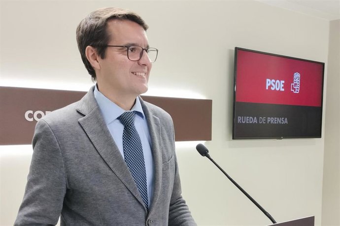 El diputado del PSOE Aragón Óscar Galeano.