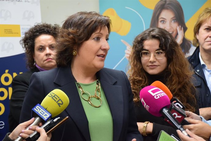 La consejera de Economía, Empresas y Empleo, Patricia Franco, en Valdepeñas.