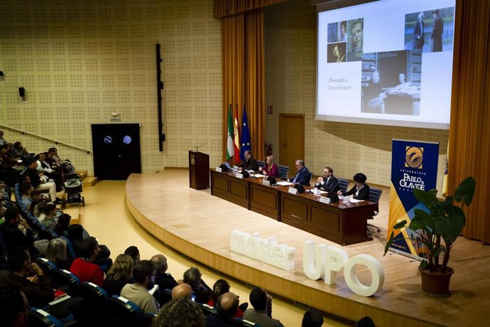 Acto de inauguración de los Programas de Máster Universitario del curso académico 2023/2024 en la Pablo de Olavide.