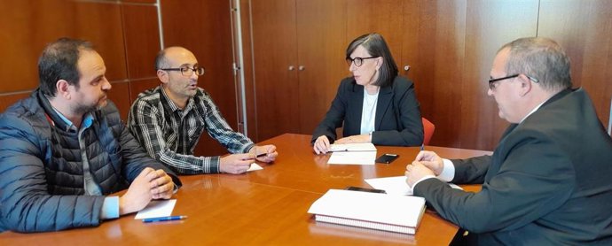 Reunión entre el Gobierno de Asturias con representantes sindicales