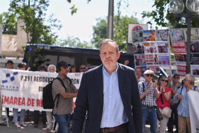 El exconsejero del área social Alberto Reyero ante la celebración del juicio sobre las residencias de mayores durante la pandemia en Collado Villalba