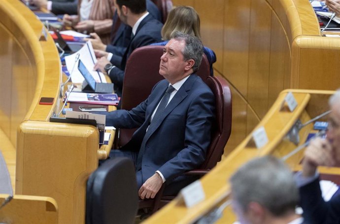 Archivo - El secretario general del PSOE de Andalucía, Juan Espadas, en una imagen de archivo en la Comisión General de Comunidades Autónomas del Senado.
