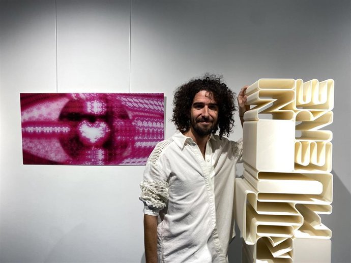 Exposición "Lo vivo", de Gene Martin, en el Espacio Joven de Fundación Ibercaja.