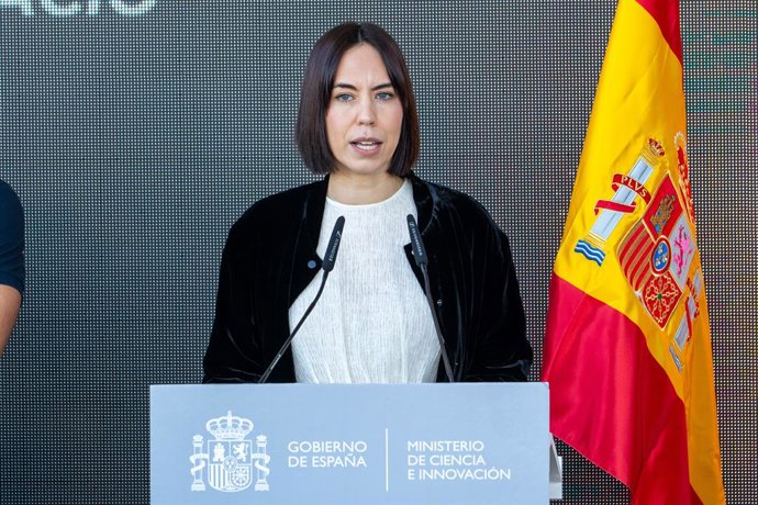 La ministra de Ciencia e Innovación en funciones, Diana Morant en la presentación de la Semana del Espacio, a 6 de noviembre de 2023, en Sevilla, (Andalucía, España). La ministra de Ciencia e Innovación en funciones, Diana Morant, presenta a los medios 