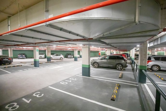 Archivo - Málaga.- Estepona licita la construcción del sexto aparcamiento público con coste de un euro al día en El Carmen